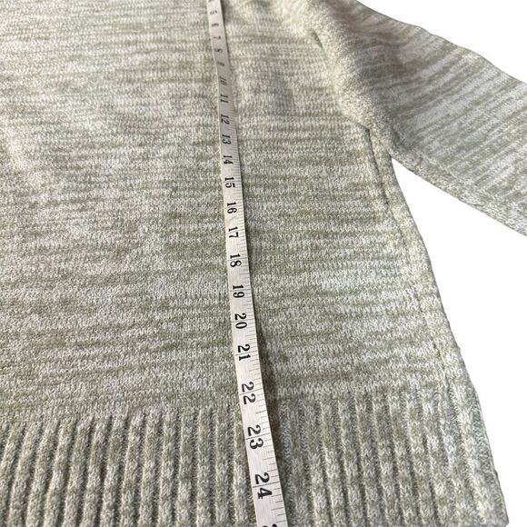 Women's Green Knit Pullover Sweater Long Sleeve Relaxed Fit Size L - NWT - Picture 9 of 9